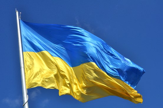 Ukrainska flaggan.