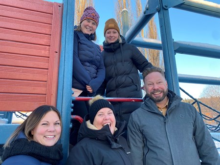 Mats Gidlund från BUP, Lillemor Olofsson från primärvården, Eva-Lena Årmyr från elevhälsan, Jennie Näslund som är näravårdsamordna och Evelina.