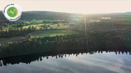 Skog och älv på landsbygden i Västernorrland