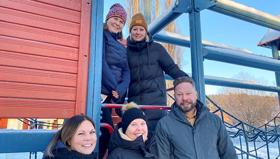 Gruppbild på Evelina Hägg, Eva-Lena Årmyr, Lillemor Olofsson, Jennie Näslund och Mats Gidlund