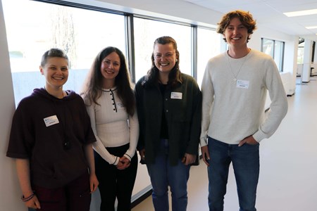 Fyra projektdeltagare i Regionens hus, Härnösand.