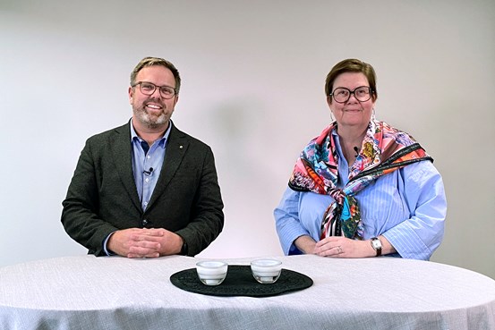 Digitaliseringsdirektör Jonas Bylund och regiondirektör Åsa Bellander.