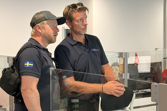 Patrik Eriksson Olsson, ingenjör vid enheten för byggnadsprojekt och teknik, och Roger Westerlund