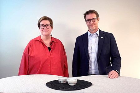 Regiondirektör Åsa Bellander och tillförordnad hälso- och sjukvårdsdirektör Roger Westerlund.