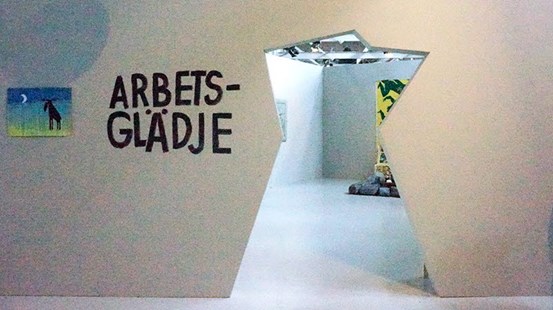 Bild: Carl Johan De Geer, installation, del av utställningen "Ledtrådar" på Färgfabriken 2014.