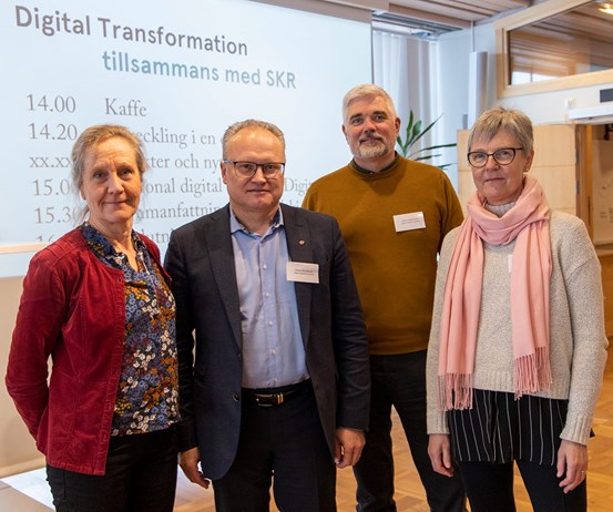 Temadagen om den digitala utvecklingen i Västernorrland samlade ett 100-tal politiker och tjänstemän från hela länet. Några av representanterna från Region Västernorrland var Märta Molin, regional utvecklingsdirektör, Glenn Nordlund, regionråd (S), Jonas Appelberg, FUI-direktör och Anette Hägglund Sundin, it- och digitaliseringschef.