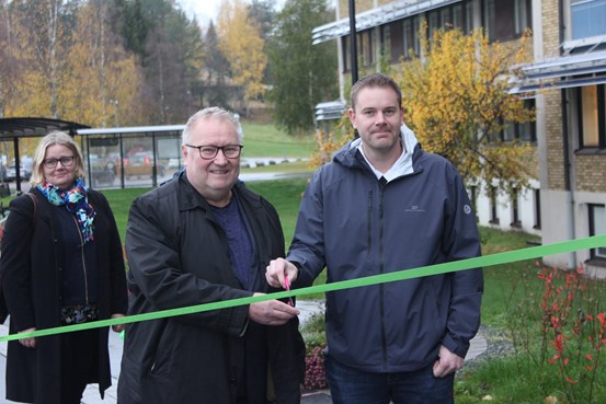 Lena Kåhre, fastighetschef, Region Västernorrland, Hans Backlund (S), ordförande i nämnden för hållbar utveckling, Region Västernorrland och Jonas Hasselborg, Sollefteå kommun.