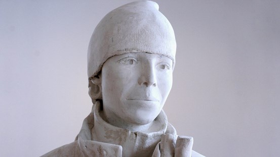 Jörgen Nilsson, detalj av gipsskulptur av Magdalena Forsberg. ©Jörgen Nilsson/Bildupphovsrätt 2019.