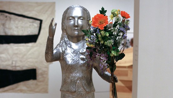 Verk av Kiki Smith, Singer.