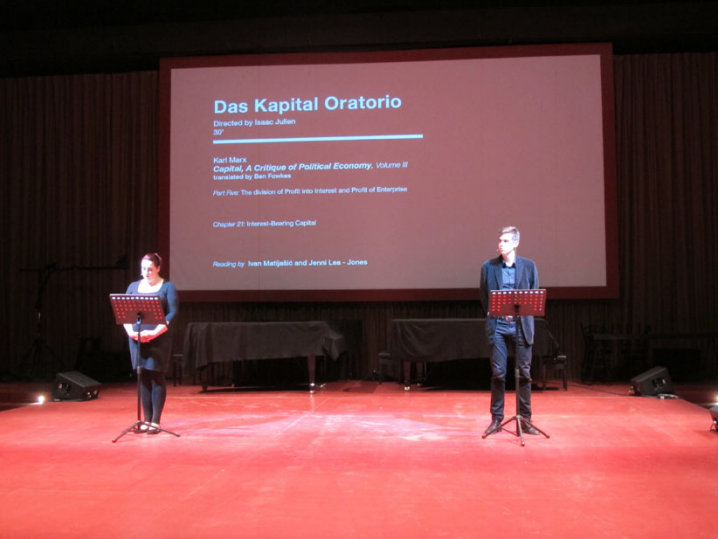 Das Kapital (1867-1894), performance/högläsning i regi av Isaac Julien, ARENA, Giardini, Venedigbiennalen 2015
