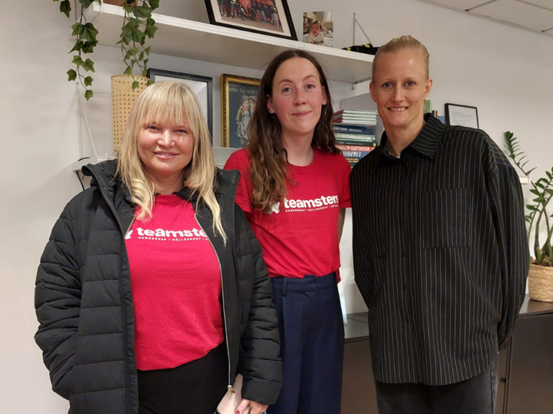 Bildtext: Annelie Nordin (t.v) tillsammans med Carolina Klüft (t.h) och dåvarande projektledare Linda Olofsson.