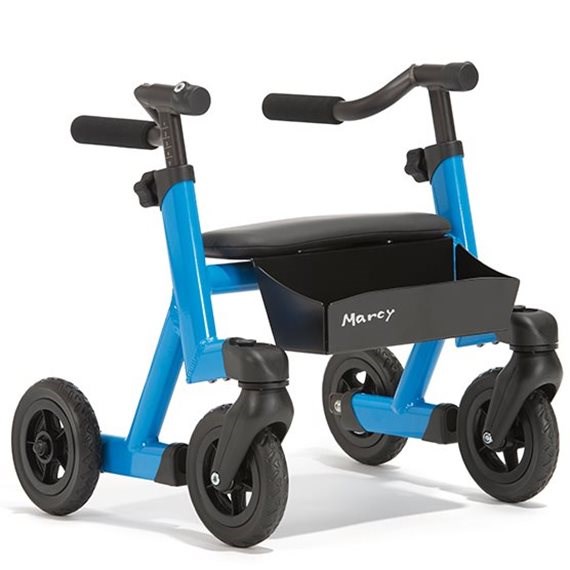 Blå fyrhjulig rollator, framåtvänd. Bakåtvända handtag. 