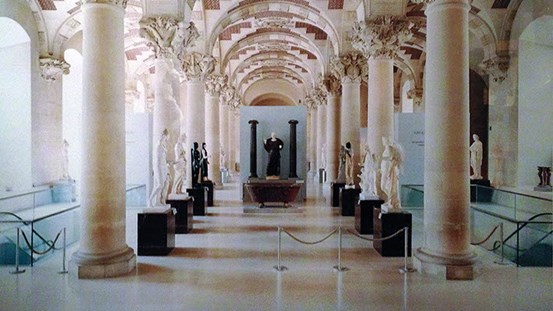 FOTO: ©2015 BUS/Candida Höfer, Foto, Musee du Louvre, Paris IX, 2005
